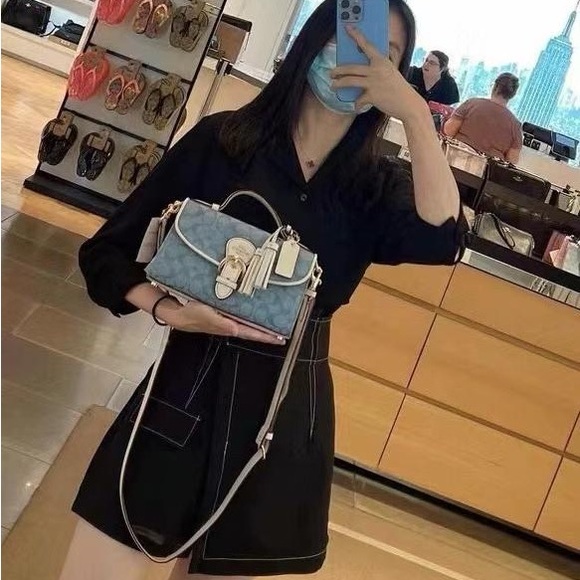 ❤️COACH KLEO Top Handle In Signature Chambray ~ NWT C8513 $398 - Picture 10 of 10